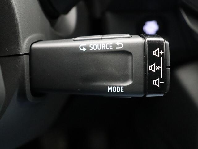 Dacia DUSTER 1.6 Hybrid 140pk Extreme | Stoel en stuurwielverwarming | Climate control | 17" LMV |