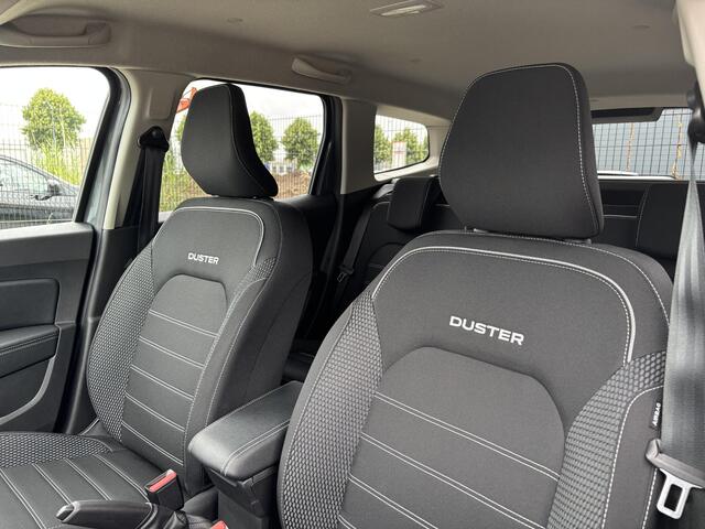 Dacia DUSTER 1.3 TCe 130 Journey / Trekhaak / Aanhangwagen geremd 1200KG / Camera / Navigatie /