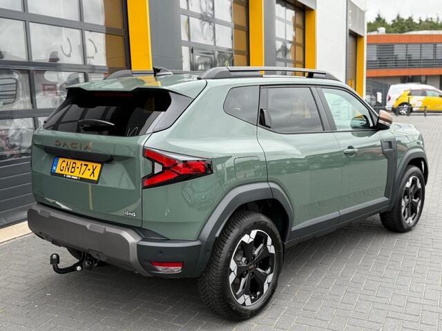Dacia DUSTER TCe 130pk Mild Hybrid 4x4 Extreme Trekhaak Achteruitrijcamera 1500kg TREKGEWICHT Parkeersensoren voor + Achter