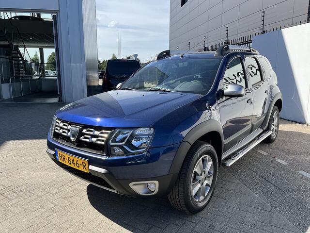 Dacia DUSTER 1.2 TCe 4x2 10th Anniversary / SIDE BARS / PARKEERSENSOREN / LICHTMETALEN VELGEN