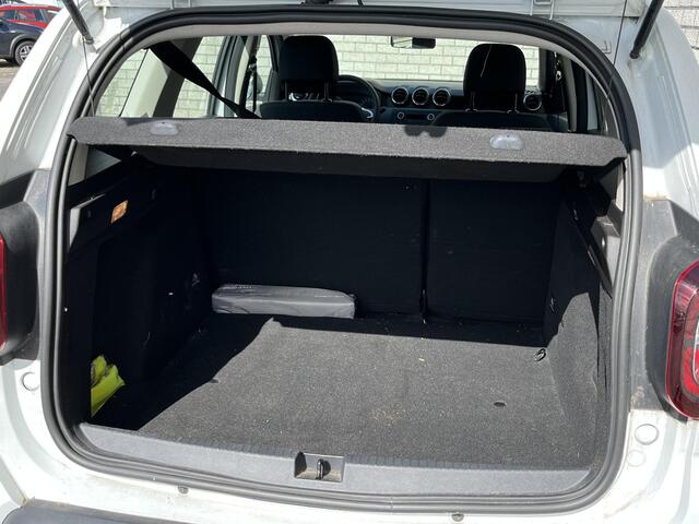 Dacia DUSTER 1.0 TCe Bi-Fuel Essential | Volledig Dealer Onderhouden | Trekhaak | Airco | Bluetooth |