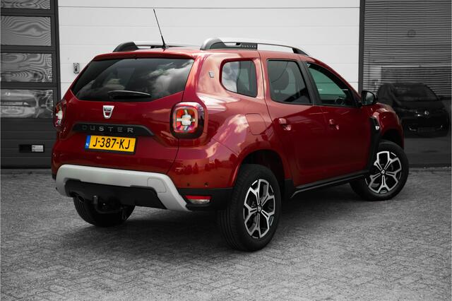 Dacia DUSTER 1.0 TCe Bi-Fuel Serie Limitee 15th Anniversary | Trekhaak | ECC | Camera achter | | incl. Bovag rijklaarpakket met 12 maanden garantie |