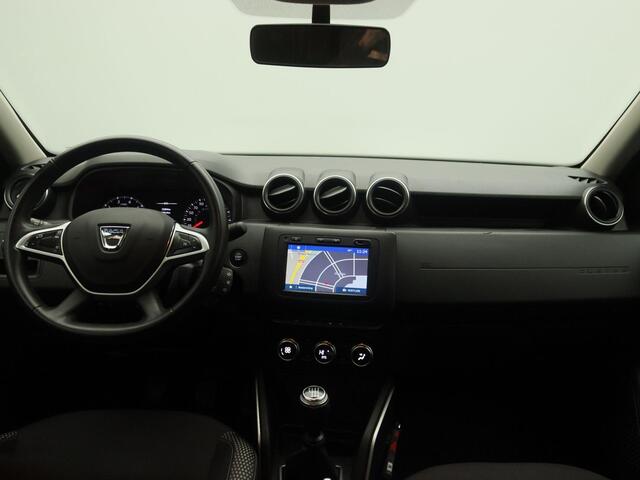 Dacia DUSTER TCe 130 Prestige | Medianav incl. Android Auto & Apple CarPlay | Dacia handsfree card | Elektronisch geregelde airconditioning | Reservewiel | Metaalkleur |