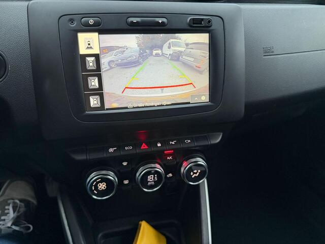 Dacia DUSTER 1.0 TCe Prestige Bullbar /360/Navi/Clima/Trekhaak