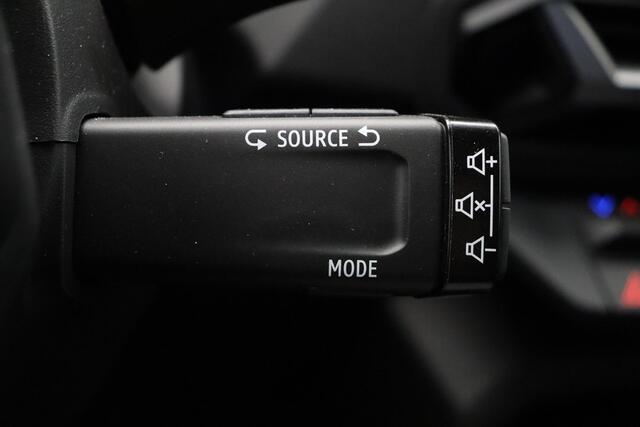 Dacia DUSTER 140pk Hybrid Journey | 360 graden camera | Climate control | 18" lichtmetalen velgen |