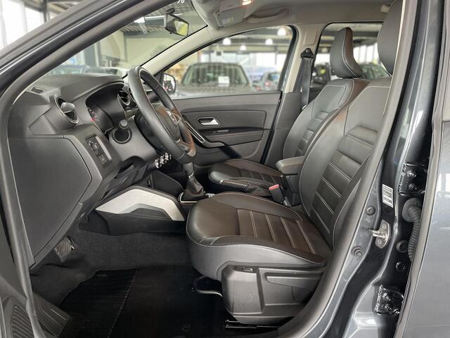 Dacia DUSTER 1.3 TCe AUTOMAAT PRESTIGE / LEDER / 360 / CRUISE / NAVI / RIJKLAAR