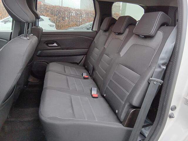 Dacia Jogger 1.0 TCe 110 Expression 7p. Navigatie / Parkeersensoren / Parkeercamera / All Season Banden