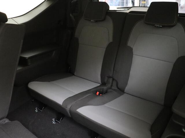 Dacia Jogger 1.0 TCe 110 Extreme 7p. Navigatie / Climate Control / Cruise Control / Apple Carplay & Android Auto / Parkeersensoren Voor en Achter / Camera Achter / (DEMO)