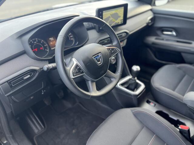 Dacia Jogger 1.0 TCe 110 Extreme 7p. Camera Cruise control Stoelverwarming 1e eigenaar Apple Carplay/Android Auto
