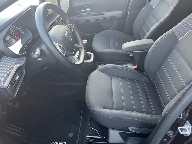 Dacia Jogger 1.0 TCe 110 Extreme 7p. Camera Cruise control Stoelverwarming 1e eigenaar Apple Carplay/Android Auto