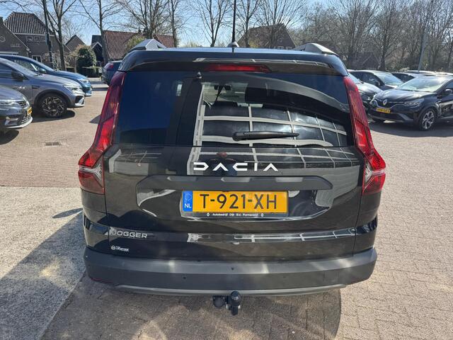 Dacia Jogger 1.0 TCe 100 ECO-G Expression 7p+Trekhaak!!