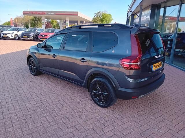 Dacia Jogger 1.0 TCe 110 Extreme Limited Edition 7p. Airco(automatisch), Carplay/Android auto, Navigatie, Cruise control, Parkeersensoren, Dode hoek detector, Camera, Keyless, Dimlicht automatisch, Regensensor, Stoelverwarming, Lichtmetalen velgen, Zeer nette auto, 1e