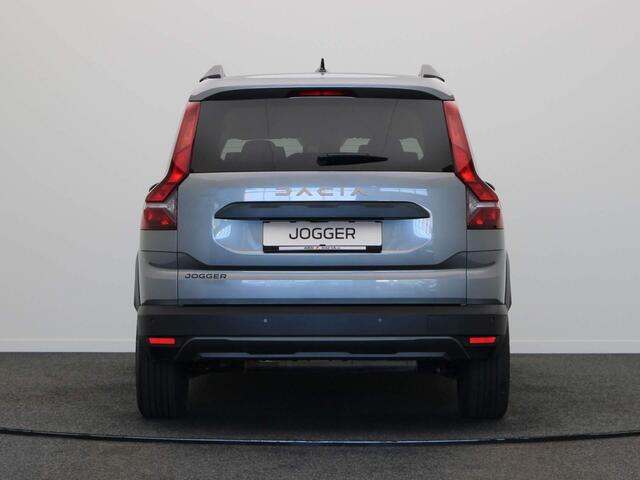 Dacia Jogger 1.6 Hybrid 140pk Extreme 7p. | Parkeersensoren voor/achter | Elek. verwarmbare stoelen | Navigatie |