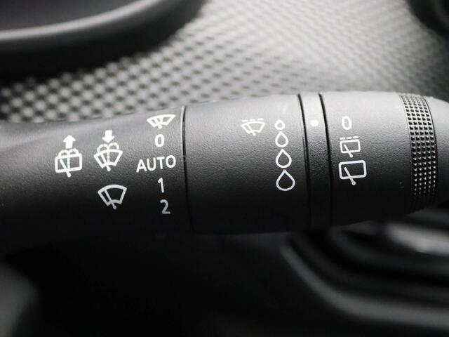 Dacia Jogger 1.0 TCe 110pk Expression 5p. | Navigatie | Parkeersensoren achter | Apple carplay |