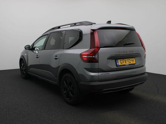 Dacia Jogger 1.0 TCe 110Pk Extreme 7p. | Apple & Android Carplay | Parkeersensoren & Camera Achter | Climate Control | Keyless Entry | Privacy Glass | Cruise Control | Lichtmetalen Velgen |