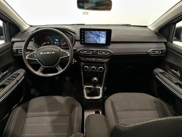 Dacia Jogger 1.0 TCe 110 Extreme 7p. | 7-persoons | Navigatie | Dodehoekdetectie | Parkeersensoren voor, achter en achteruitrijcamera | Apple Carplay/Android Auto