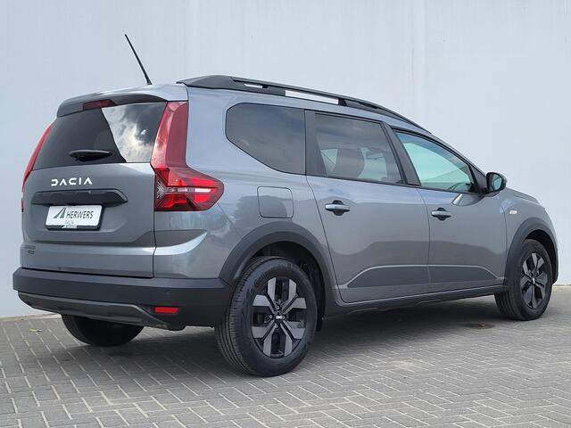 Dacia Jogger 1.6 Hybrid 140 Expression 7p. / Zeven zitplaatsen / Stoelverwarming / Navigatie / Apple Carplay Android /
