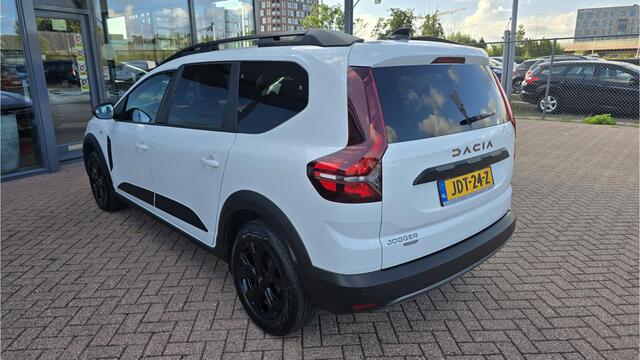 Dacia Jogger 1.6 Hybrid 140 Extreme 7p. Automaat, Airco(automatisch), Carplay/Android auto, Bluetooth, Cruise control, Parkeersensoren, Camera, Keyless, Digitaal instrumentenpaneel, Elektrische ramen en spiegels, Nieuwstaat, Fabrieksgarantie!!