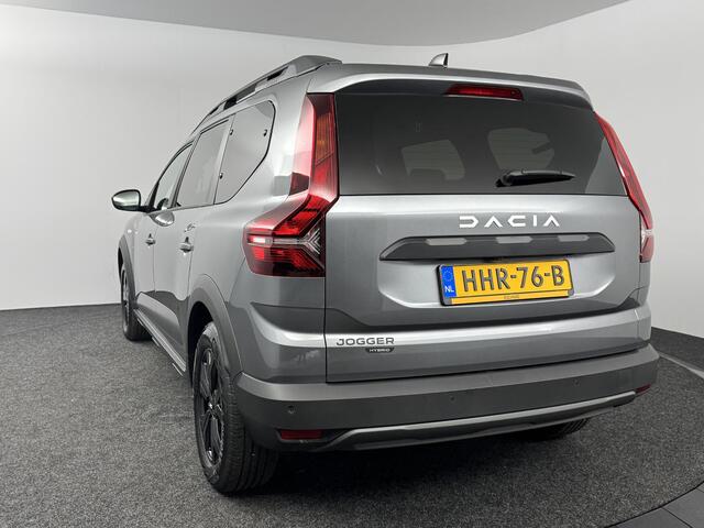 Dacia Jogger 1.6 Hybrid 140 Extreme 7p. | Achteruitrijcamera | Apple CarPlay / Android Auto navigatie | Verwarmbare voorstoelen |