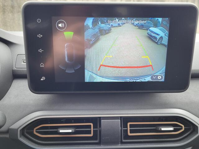 Dacia Jogger 1.6 Hybrid 140 Extreme 7p. Automaat / 7- persoons / Pack Assist / Achteruitrijcamera / Verwarmde voorstoelen / Automatische airco