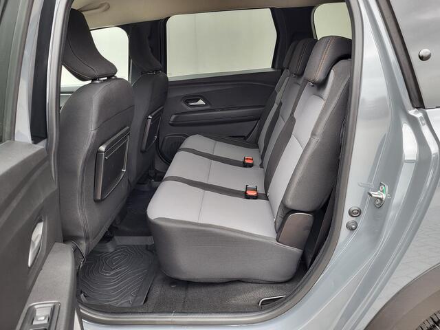 Dacia Jogger 1.6 Hybrid 140 Extreme 7p. Automaat / 7- persoons / Pack Assist / Achteruitrijcamera / Verwarmde voorstoelen / Automatische airco