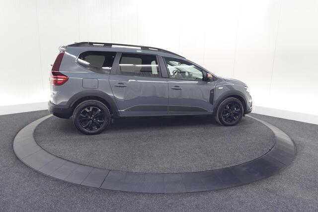 Dacia Jogger TCe 110 Extreme | 7 Zitplaatsen | Camera | Dodehoekdetectie | Stoelverwarming | Apple Carplay