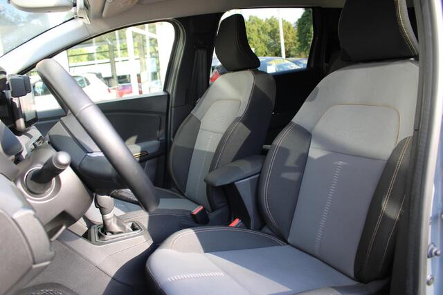Dacia Jogger 1.6 Hybrid 140 Extreme 5p. | Stoelverwarming | Dodehoeksensoren | Navi | Apple/Android Auto | PDC V+ A | Achteruitrijcamera | All seasons