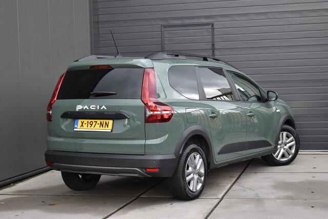 Dacia Jogger TCe 110 Expression | 7 PERSOONS | CAMERA | CRUISE CONTROL | APPLECARPLAY/ANDROIDAUTO | AIRCO | ALL-SEASONBANDEN | PDC