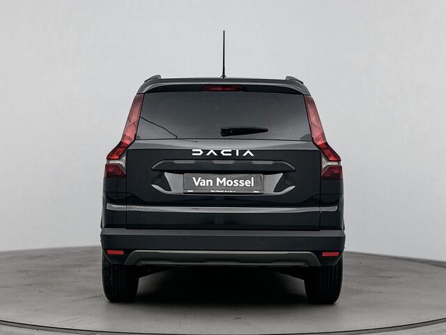 Dacia Jogger 1.0 TCe 110 Pk Expression 5p. | Navigatie via Apple & Android Carplay | Parkeersensoren Achter | Airco | Cruise Control | Achterbank in Delen Neerklapbaar | Stoel & Stuur in Hoogte Verstelbaar |