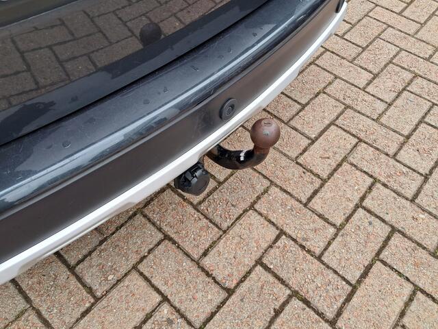 Dacia LODGY 1.3 TCe Stepway 7persoons!! | Airco | Cruise control | Trekhaak | Navigatie | RIJKLAARPRIJS INCL 12 MAANDEN GARANTIE EN BEURT