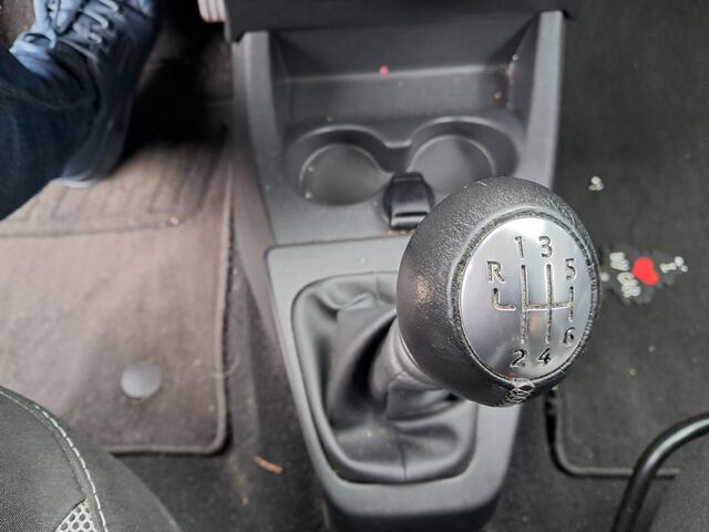 Dacia LODGY 1.3 TCe Stepway 7persoons!! | Airco | Cruise control | Trekhaak | Navigatie | RIJKLAARPRIJS INCL 12 MAANDEN GARANTIE EN BEURT