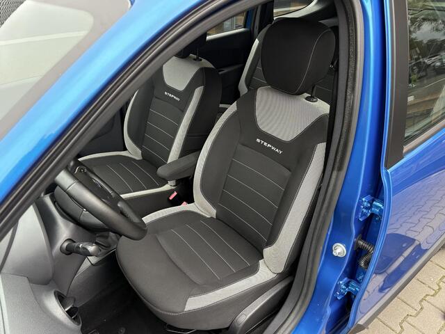 Dacia LODGY 1.2 TCe Stepway 5p. Navi, Cruise, 67.000km!! Garantie