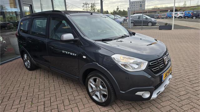 Dacia LODGY 1.6 SCe 7Zitplaatsen * STEPWAY * AIRCO * Navigatie * 4 x Elektrische Ramen *Achteruitrij Camera * Nette auto * Bovag Garantie