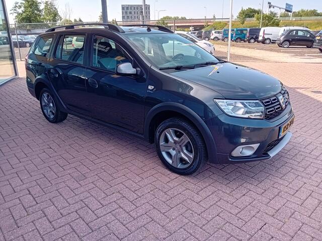 Dacia LOGAN MCV 0.9 TCe Stepway, Airco, Multimediasysteem, Bluetooth, Navigatie, Cruise control, Parkeersensoren, Camera, Elektrische ramen en spiegels, Centrale vergrendeling met aftandsbediening, Nette auto, 1e eigenaar, Dealer onderhouden, BOVAG