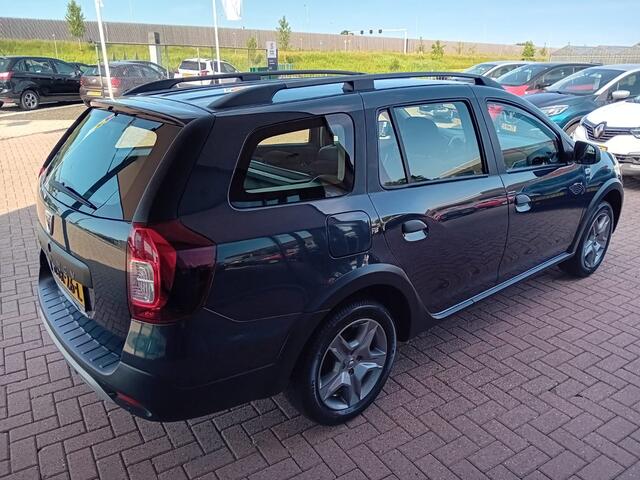 Dacia LOGAN MCV 0.9 TCe Stepway, Airco, Multimediasysteem, Bluetooth, Navigatie, Cruise control, Parkeersensoren, Camera, Elektrische ramen en spiegels, Centrale vergrendeling met aftandsbediening, Nette auto, 1e eigenaar, Dealer onderhouden, BOVAG
