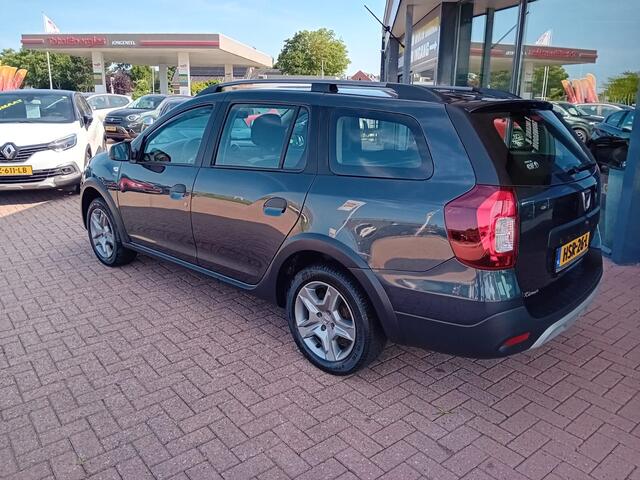 Dacia LOGAN MCV 0.9 TCe Stepway, Airco, Multimediasysteem, Bluetooth, Navigatie, Cruise control, Parkeersensoren, Camera, Elektrische ramen en spiegels, Centrale vergrendeling met aftandsbediening, Nette auto, 1e eigenaar, Dealer onderhouden, BOVAG