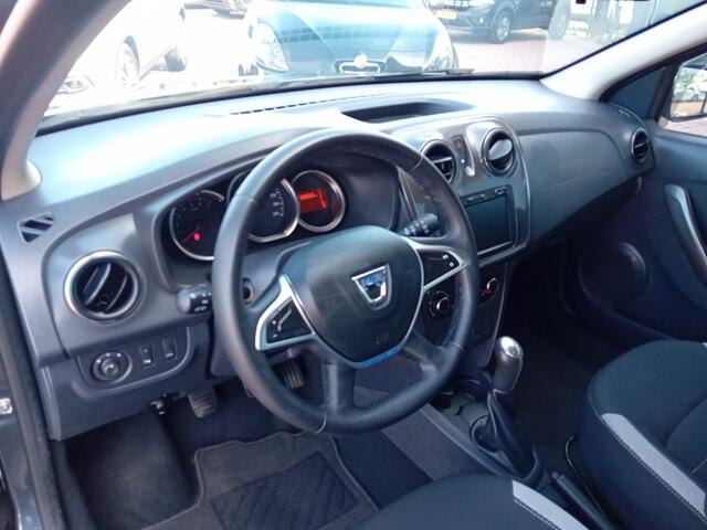 Dacia LOGAN MCV 0.9 TCe Stepway, Airco, Multimediasysteem, Bluetooth, Navigatie, Cruise control, Parkeersensoren, Camera, Elektrische ramen en spiegels, Centrale vergrendeling met aftandsbediening, Nette auto, 1e eigenaar, Dealer onderhouden, BOVAG