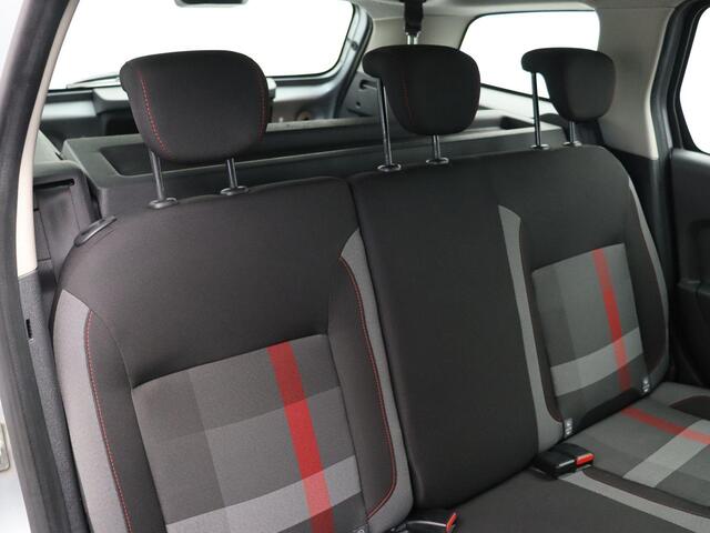 Dacia LOGAN MCV 0.9 TCe Tech Road | Navigatie | Climate control | DAB radio | Cruise control | Lichtmetalen velgen | Spiegel pakket |