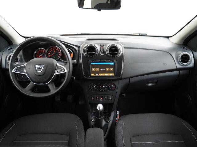 Dacia LOGAN MCV 1.0TCe Bi-Fuel LPG Apple carplay Android auto Airco Navi Camera Cruise Control Pdc Comfort Bluetooth Led Pack Prestige Isofix 1e Eigenaar Origineel Nederlandse Auto Af-fabriek gasinstallatie