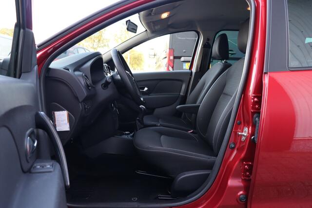 Dacia LOGAN MCV 0.9 TCe Laureate | Airco | Cruise Control | Trekhaak | Navigatie