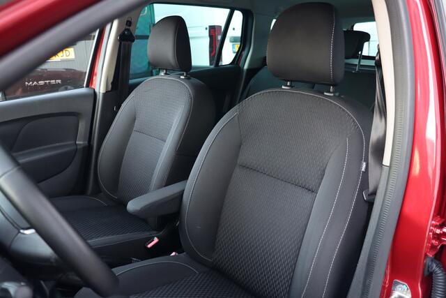 Dacia LOGAN MCV 0.9 TCe Laureate | Airco | Cruise Control | Trekhaak | Navigatie