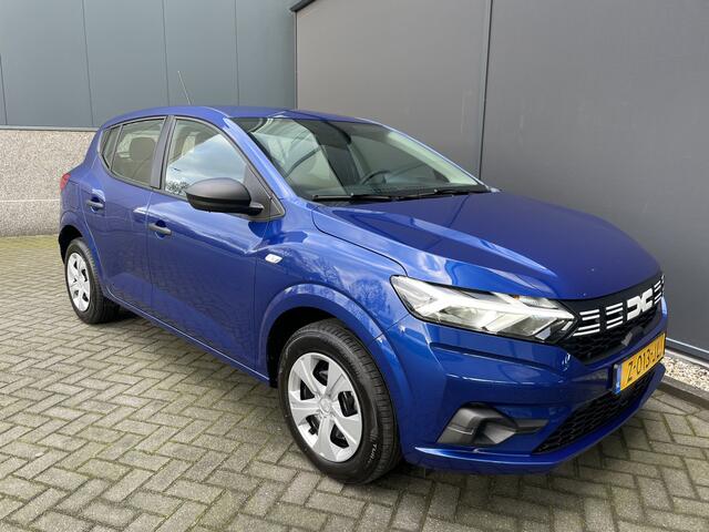 Dacia SANDERO 1.0 TCe 100 ECO-G Essential // LPG installatie - Airco - Cruise control - ramen E-voor - multimedia voorbereiding - achterbank in delen neerklapbaar