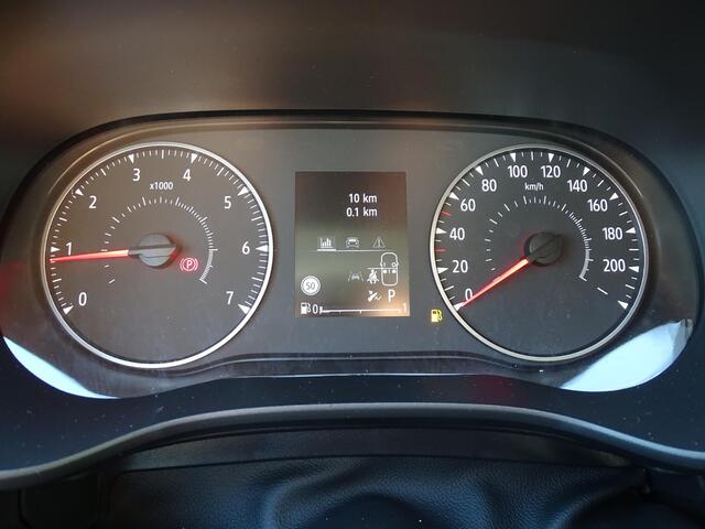 Dacia SANDERO Stepway 1.1 TCe 110 Extreme PACK EXTREME / PACK MEDIA NAV / METALLIC LAK