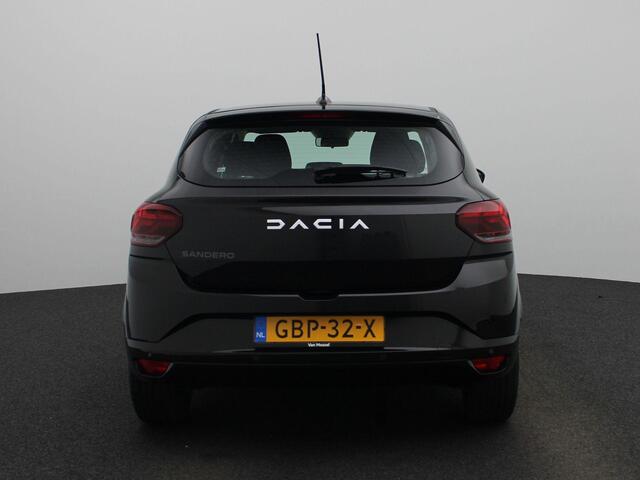Dacia SANDERO TCe 90 Expression | Airco | Cruise Control | Parkeersensoren achter | Multimediascherm met DAB Radio, Android Auto en Apple CarPlay | Licht- en regensensor | Metaalkleur |