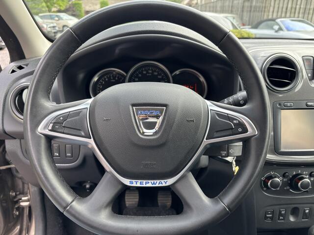 Dacia SANDERO 0.9 TCe Stepway Laureate Navigatie / Parkeersensors