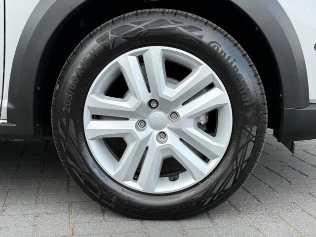 Dacia SANDERO Stepway 1.0 TCe 90 Expression Camera Navi Keyless