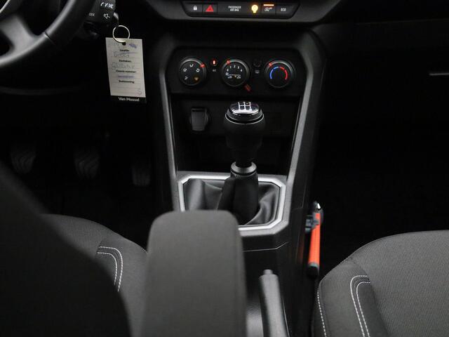 Dacia SANDERO 1.0 TCe Expression 90PK | Parkeersensoren | Airco | Apple CarPlay & Android Auto