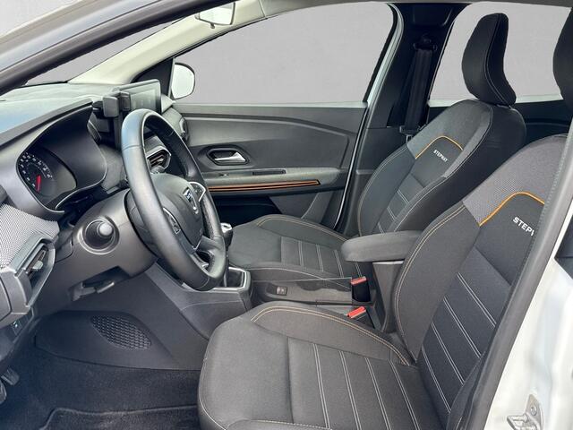 Dacia SANDERO 1.0 TCe 100 Bi-Fuel Stepway AIRCO / CAMERA / CARPLAY