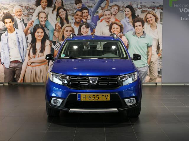 Dacia SANDERO 1.0 TCe Bi-Fuel Stepway Serie Limitee 15th Anniv. - Cruise, camera, clima