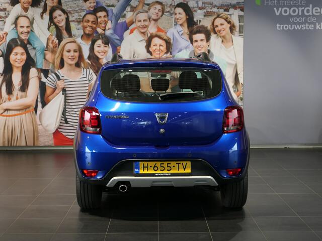Dacia SANDERO 1.0 TCe Bi-Fuel Stepway Serie Limitee 15th Anniv. - Cruise, camera, clima